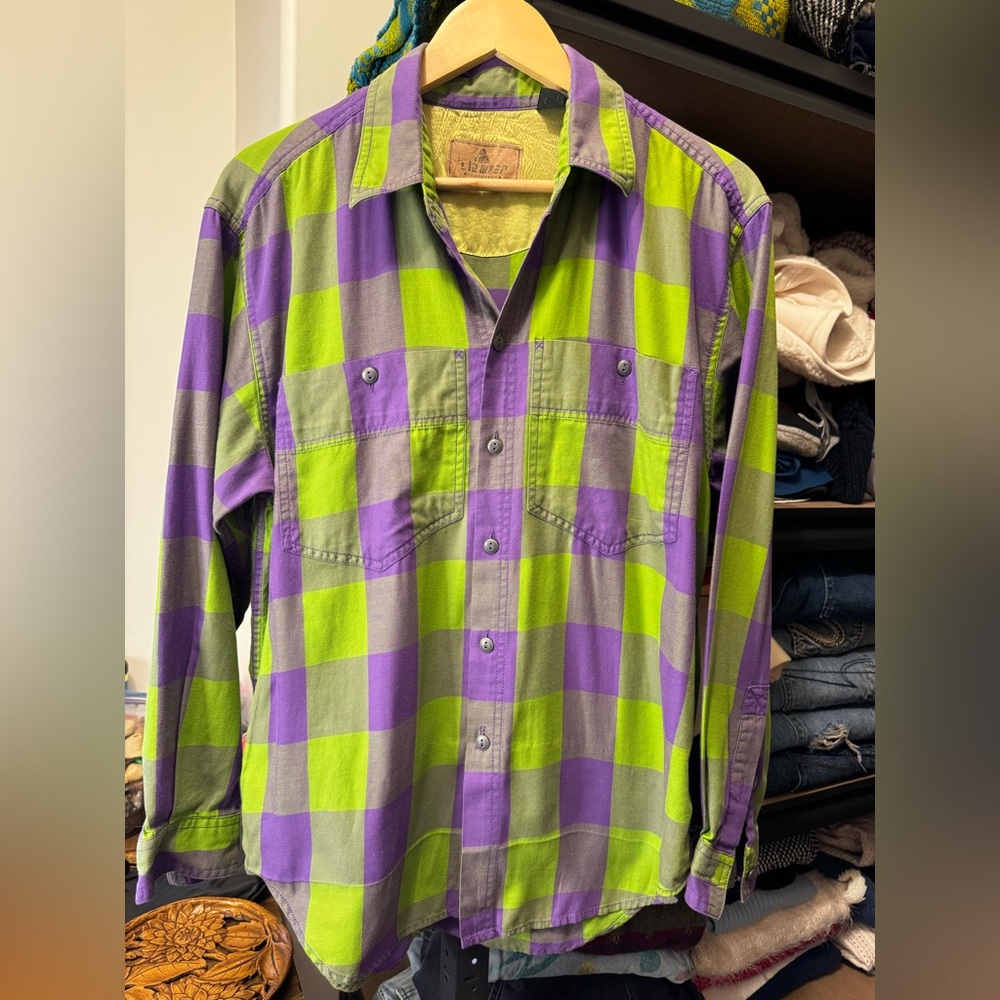Vintage Liz Wear Green and Purple Plaid Button-Up Shirt | Size M | VGUC